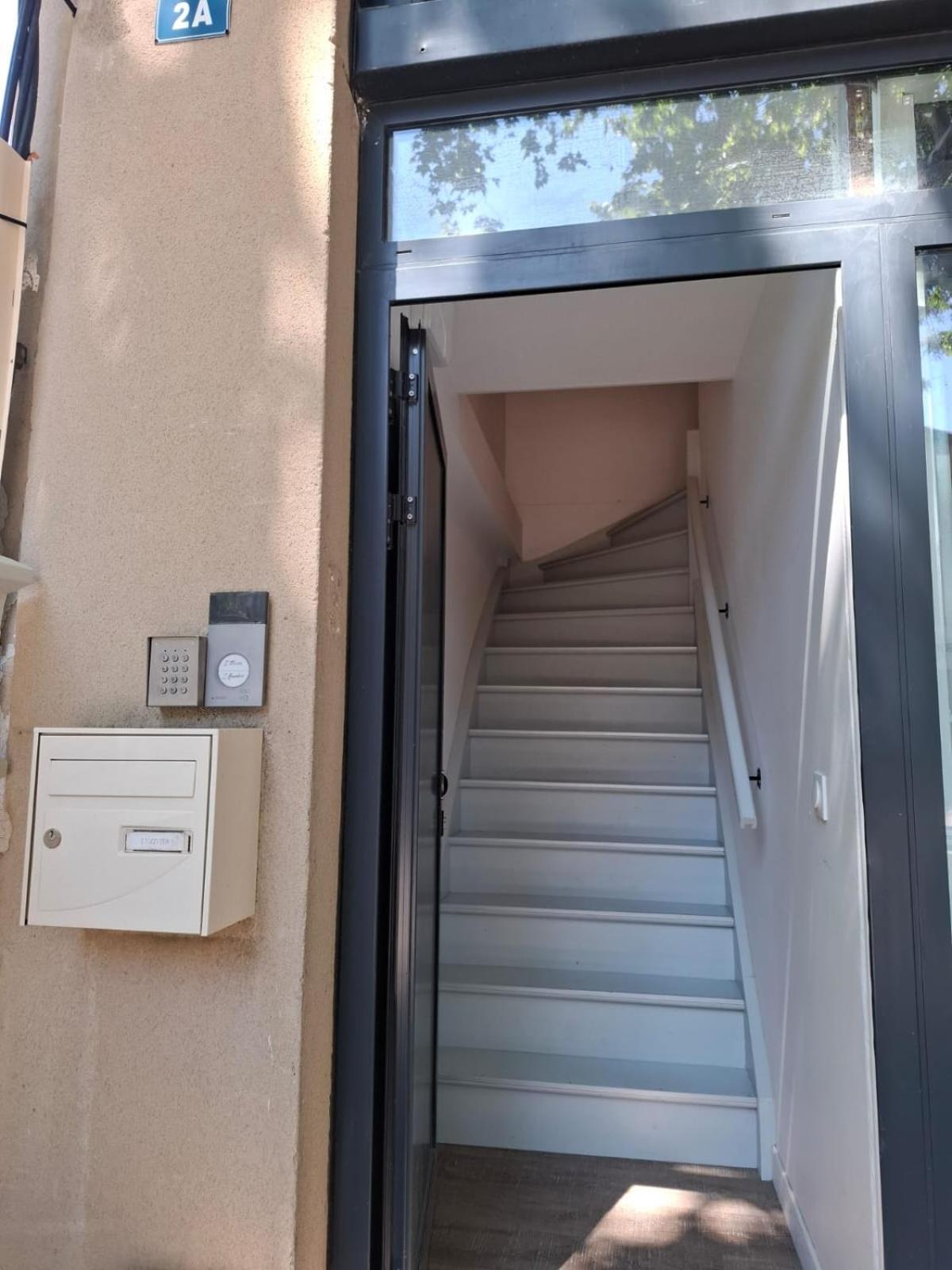 L'Amandier - Joli Appartement T3 Neuf Centre Ville A 2 Pas De La Rotonde Mirabeau Et Des Allees Provencales 普罗旺斯地区艾克斯 外观 照片