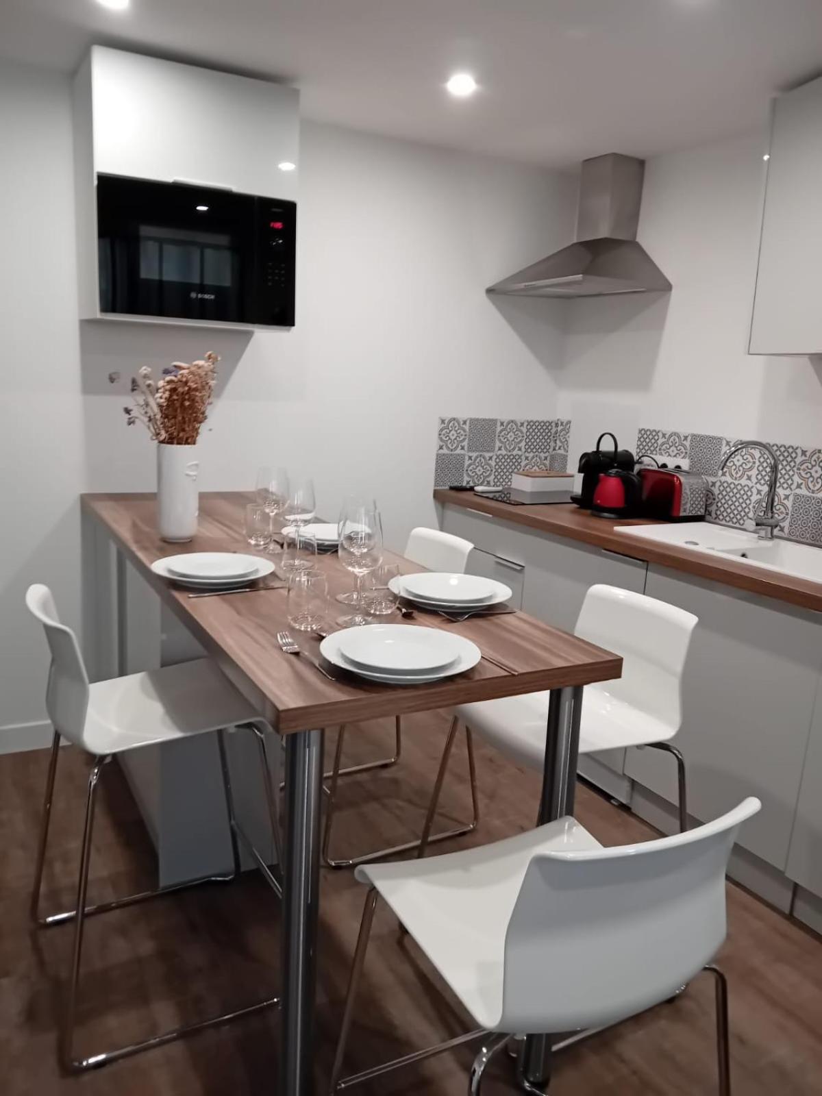 L'Amandier - Joli Appartement T3 Neuf Centre Ville A 2 Pas De La Rotonde Mirabeau Et Des Allees Provencales 普罗旺斯地区艾克斯 外观 照片